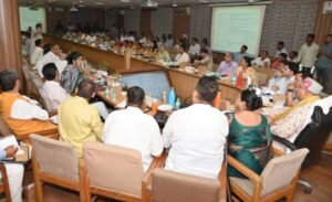 कैबिनेट मंत्री सतपाल महाराज..