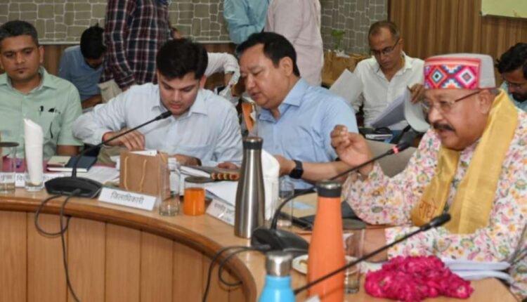 कैबिनेट मंत्री सतपाल महाराज