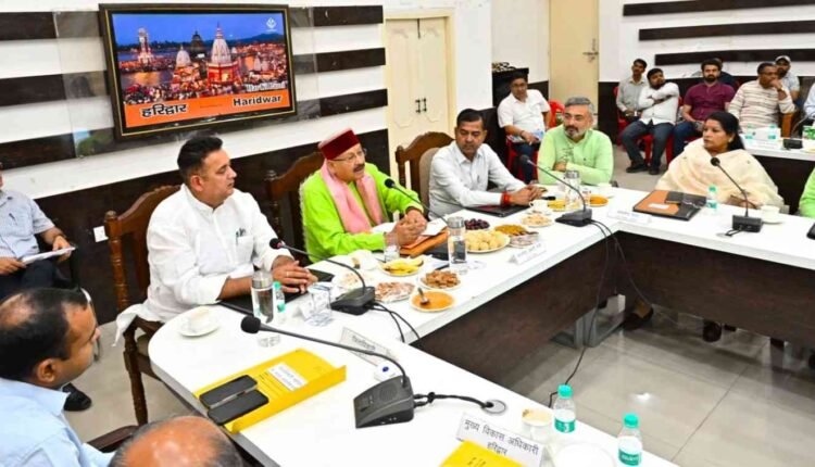 सतपाल-महाराज