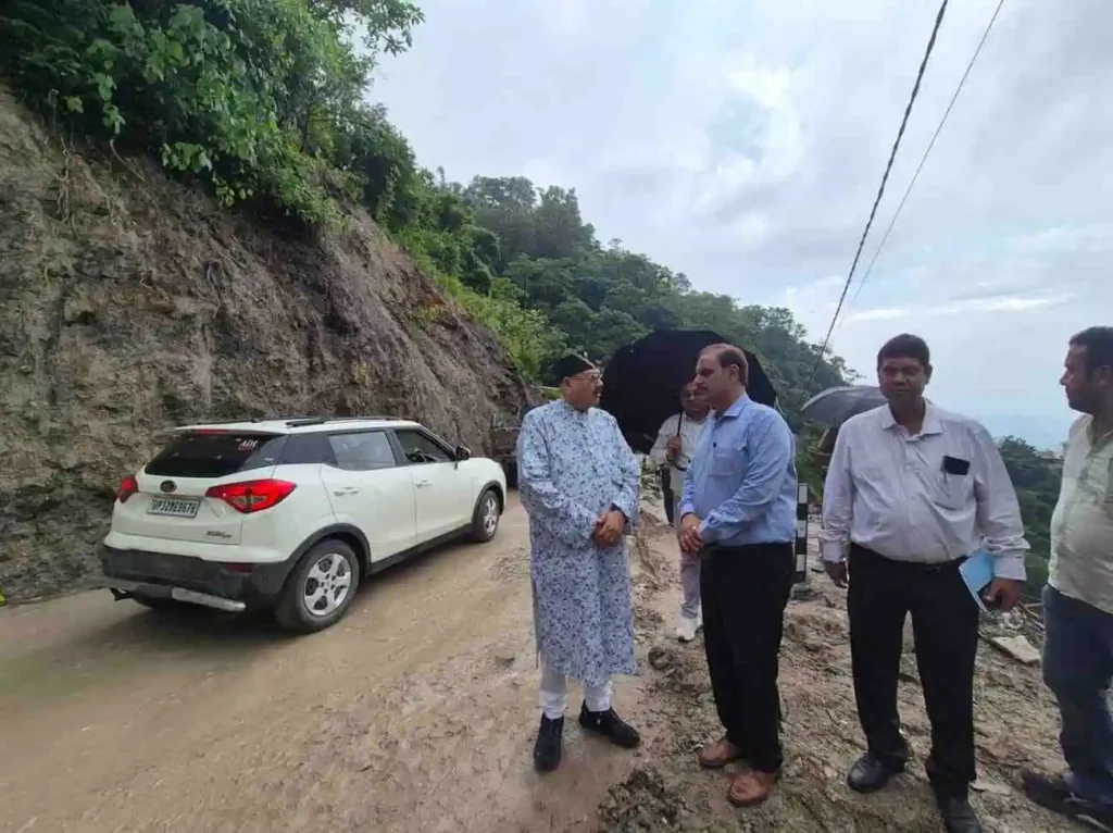 सतपाल महाराज.